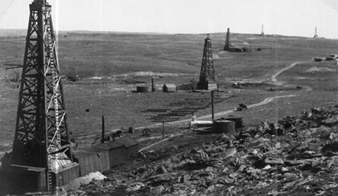 Drilling for oil near Lusk Wyoming