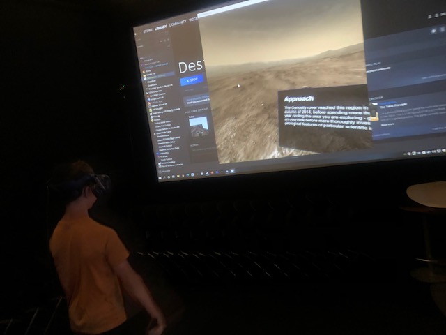 student teleporting in VR on Mars