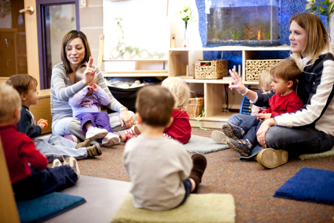 Undergraduate Student Working with Young Children