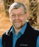 Headshot of Chris Dewey