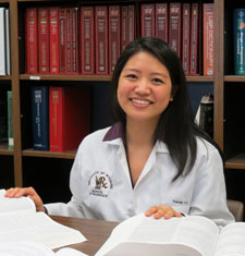 Tracey Le, Pharm.D. Candidate, Class of 2014 Tracey Le, Pharm.D. Candidate, Class of 2014