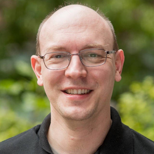 roland haas headshot