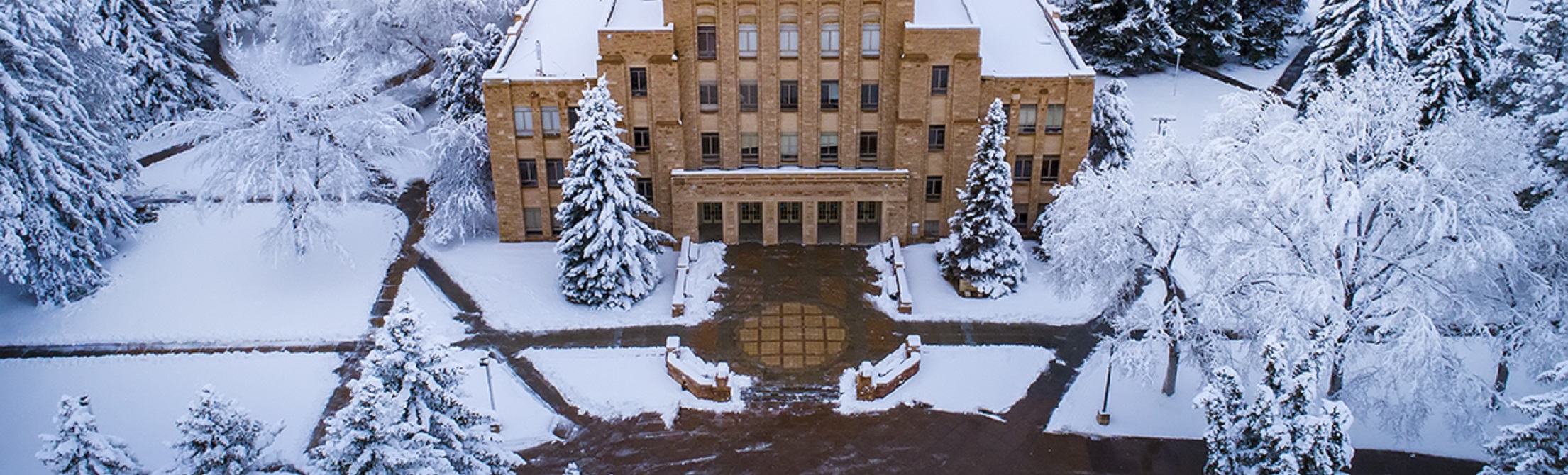 uwyo arts and sciences building during winter