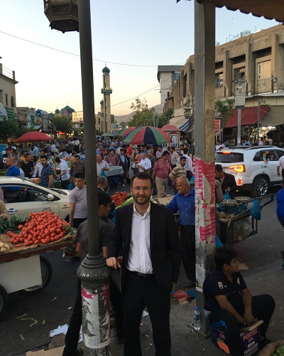 Eric Nigh at a market in Sulymaniya, Iraq