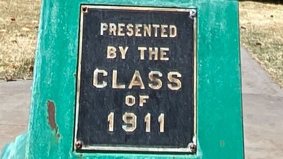 Light post on the University of Wyoming campus presented by the class of 1911