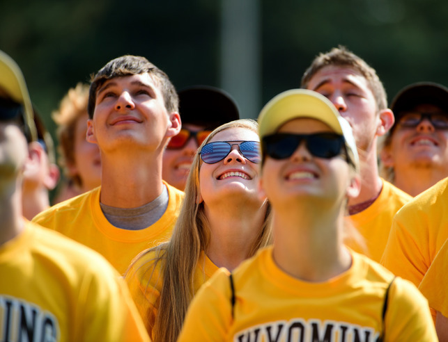 uw students smile