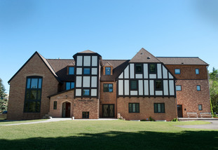 honors housing