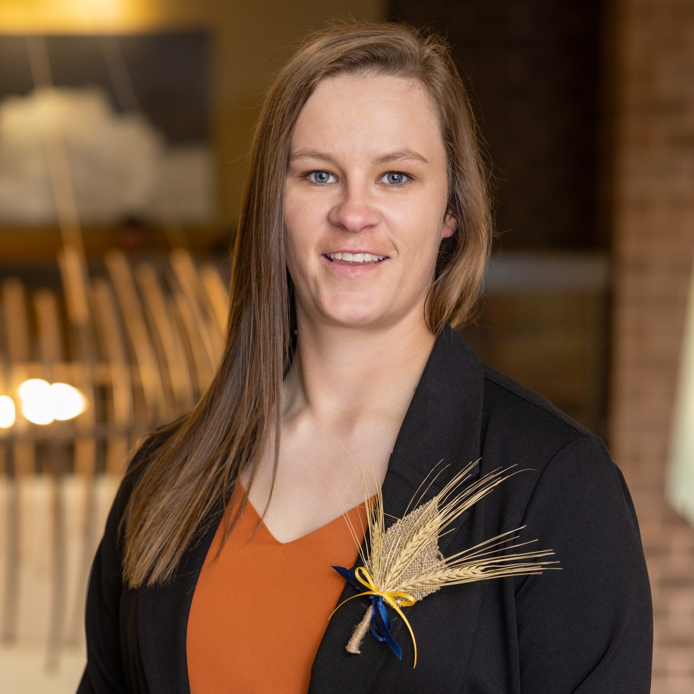 headshot Mckenna Julian