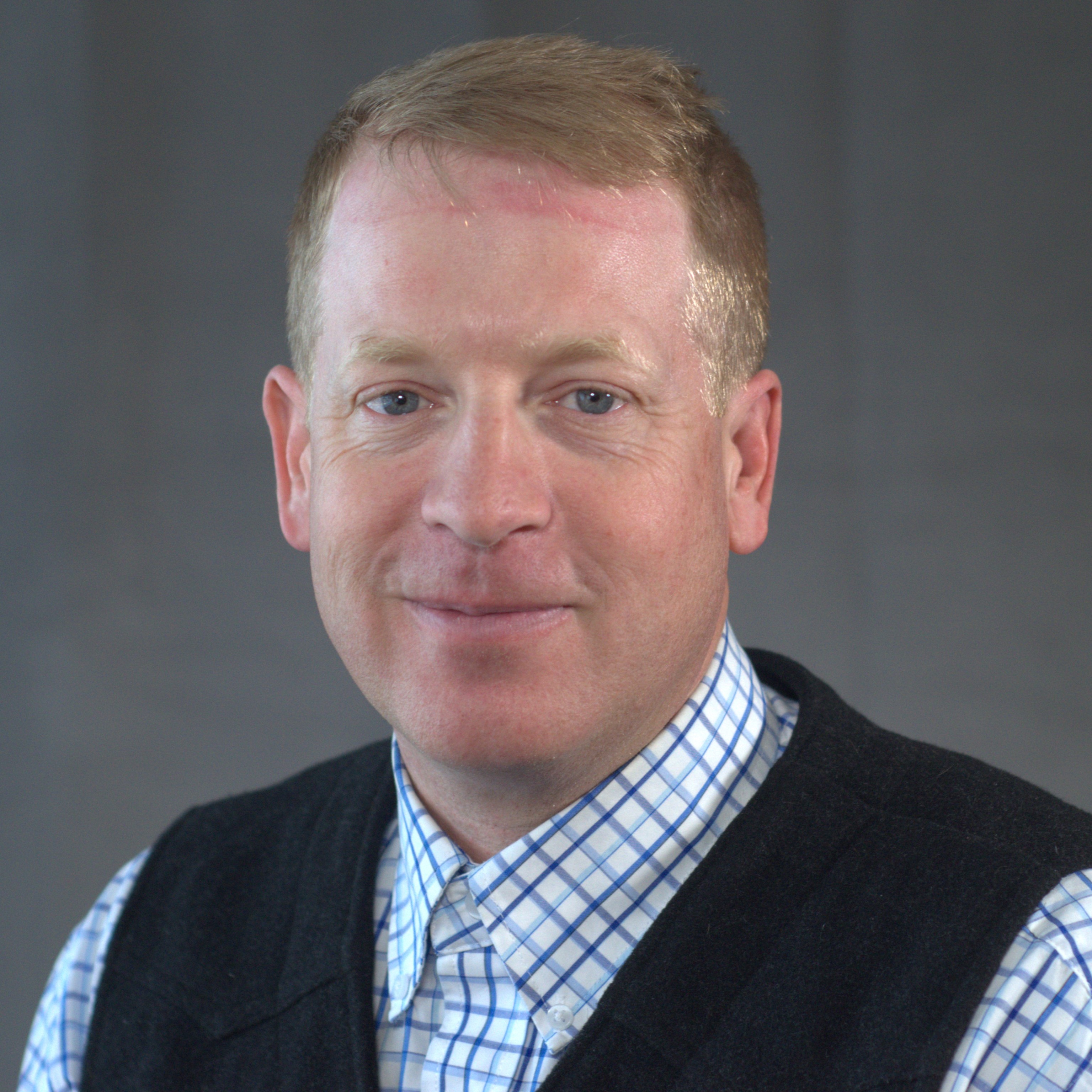 headshot Barton Stam