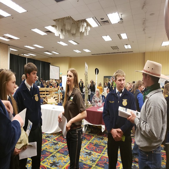 UWCFB Member talking to FFA Students