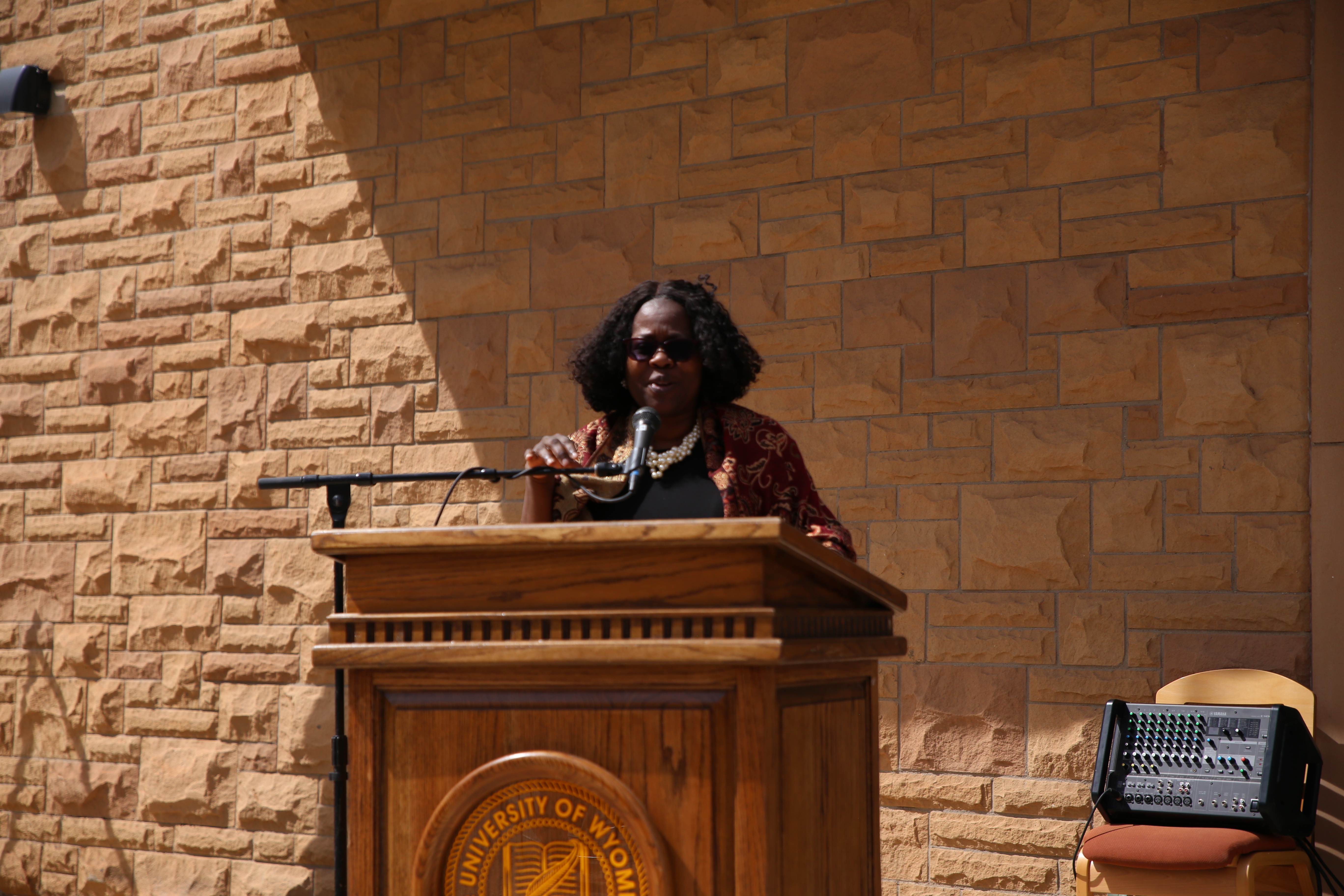 Dean dedicates Frison Building May 2022