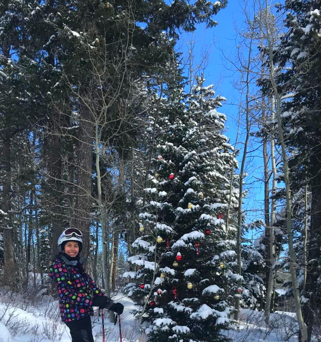 picture of student skiing university of wyoming