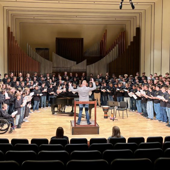 Singing Statesmen perform
