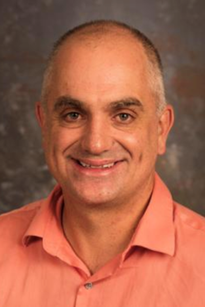 headshot of professor shane murphy