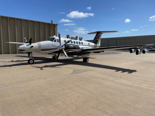 Left-hand view of drag test flight installation on the King Air