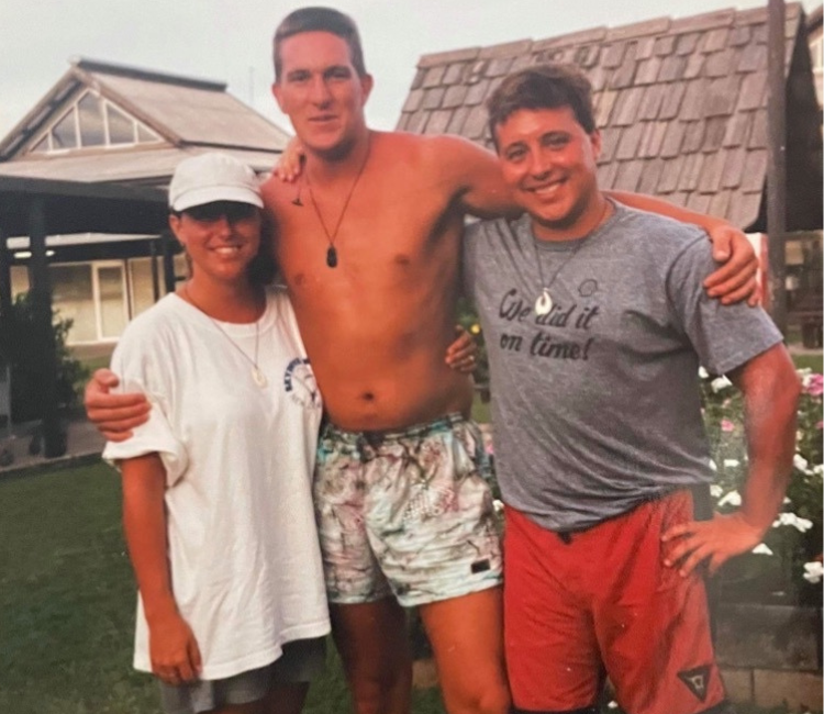 Jocelyn's paretns first meet on thier trip