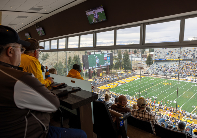 inside the wildcatter suite