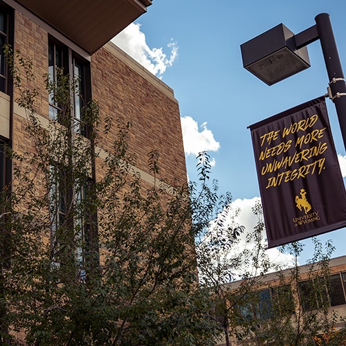 Business Building Exterior Photo