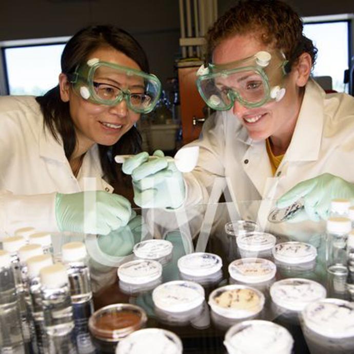 Two women working in a lab