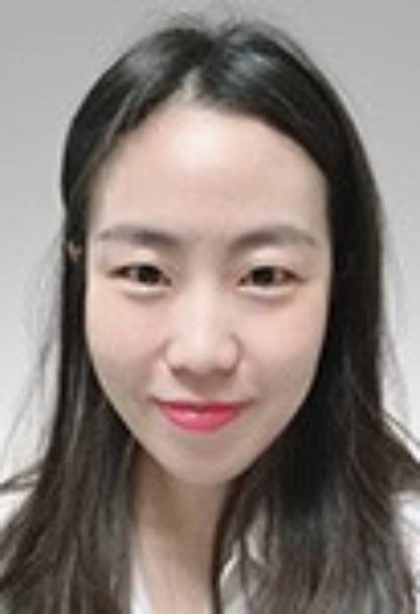 An image of Juhyeon Ahn in front of a gray background