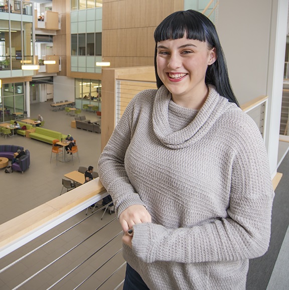 STUDENT WITH DARK HAIR