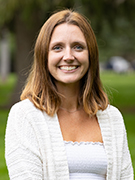 Alyson Headshot