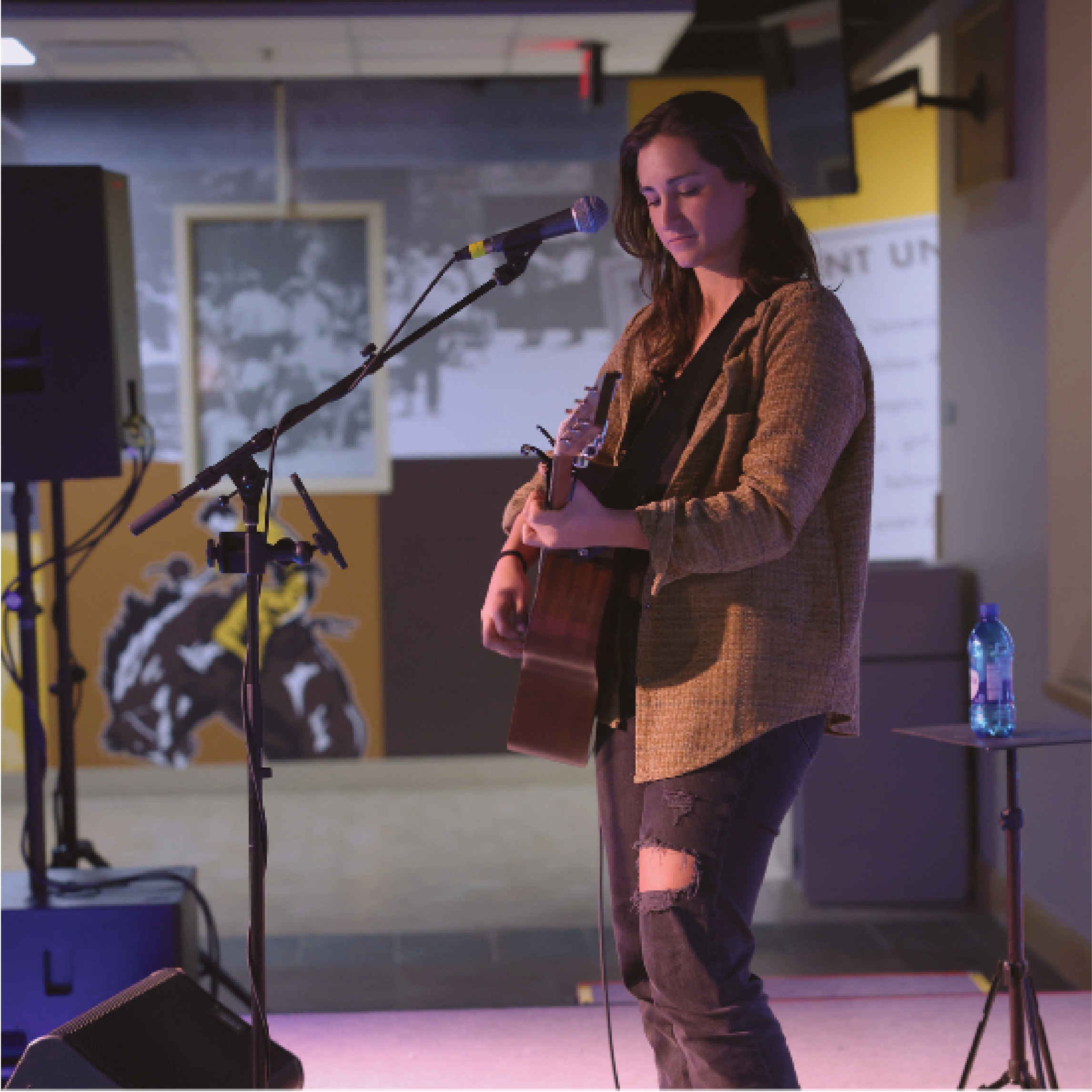 performer in pokes pub and gameroom 