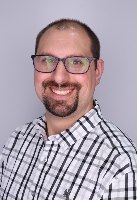 Headshot of Carl Mehta