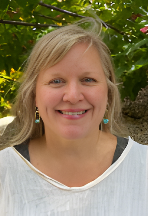 Headshot of Amy Renehan