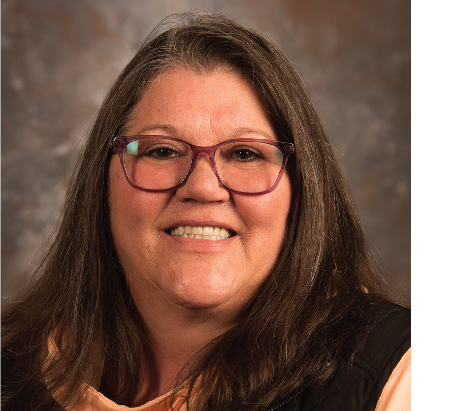 Headshot of Cindy Bernaski