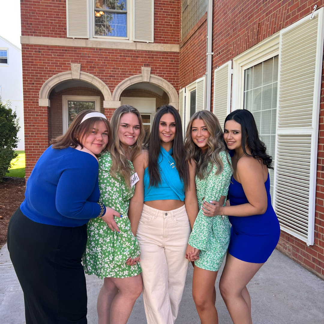 Kappa Kappa Gamma sisters