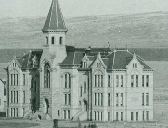 Old photo of UW building