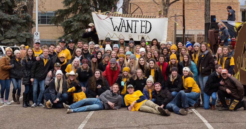 Pike at homecoming group photo