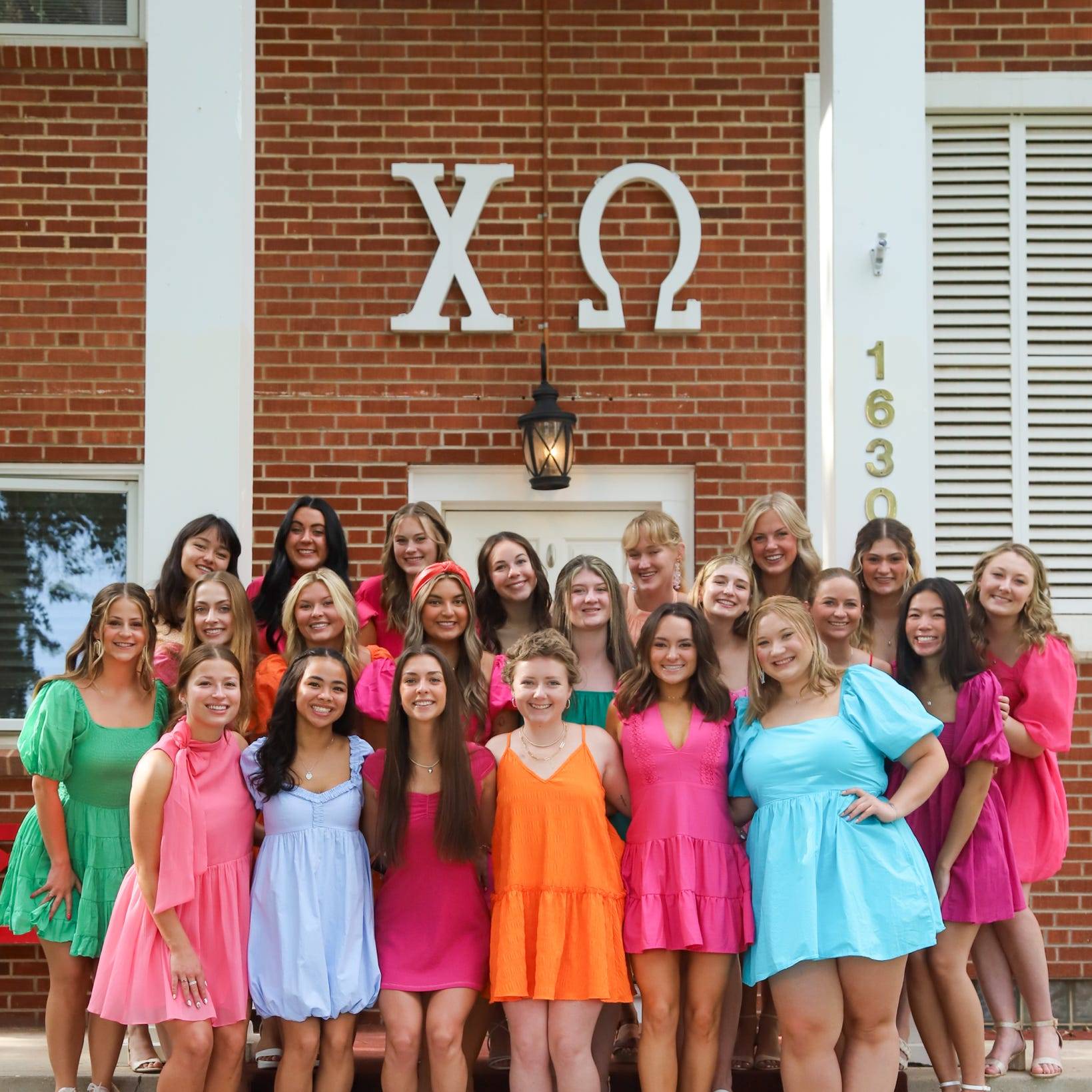 Chi Omega group photo.