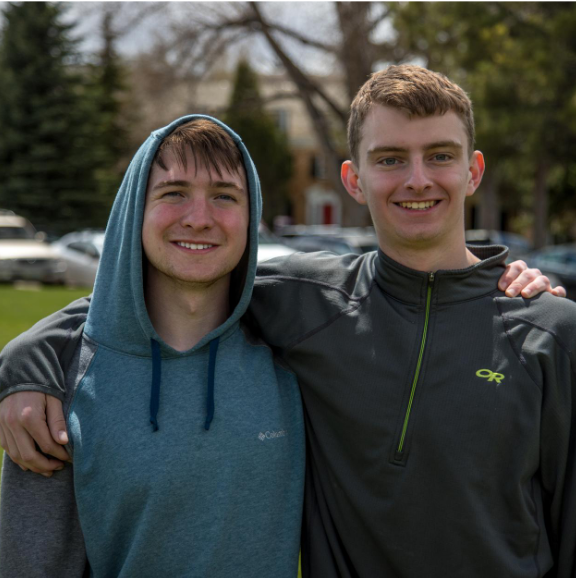 Sigma Phi Epsilon brothers pose for picture