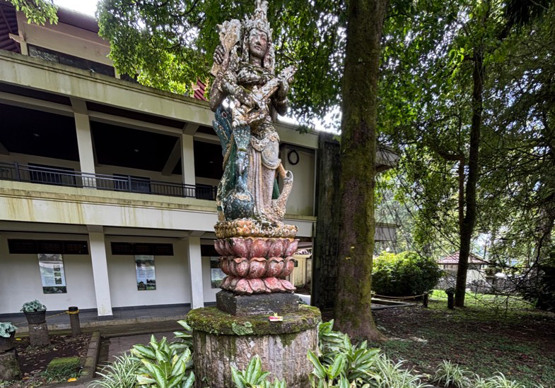 Dewi Statue in Bali Botanical Garden