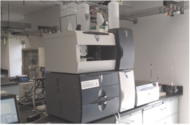 Image of Thermo Electron ICS 5000 ion chromatograph