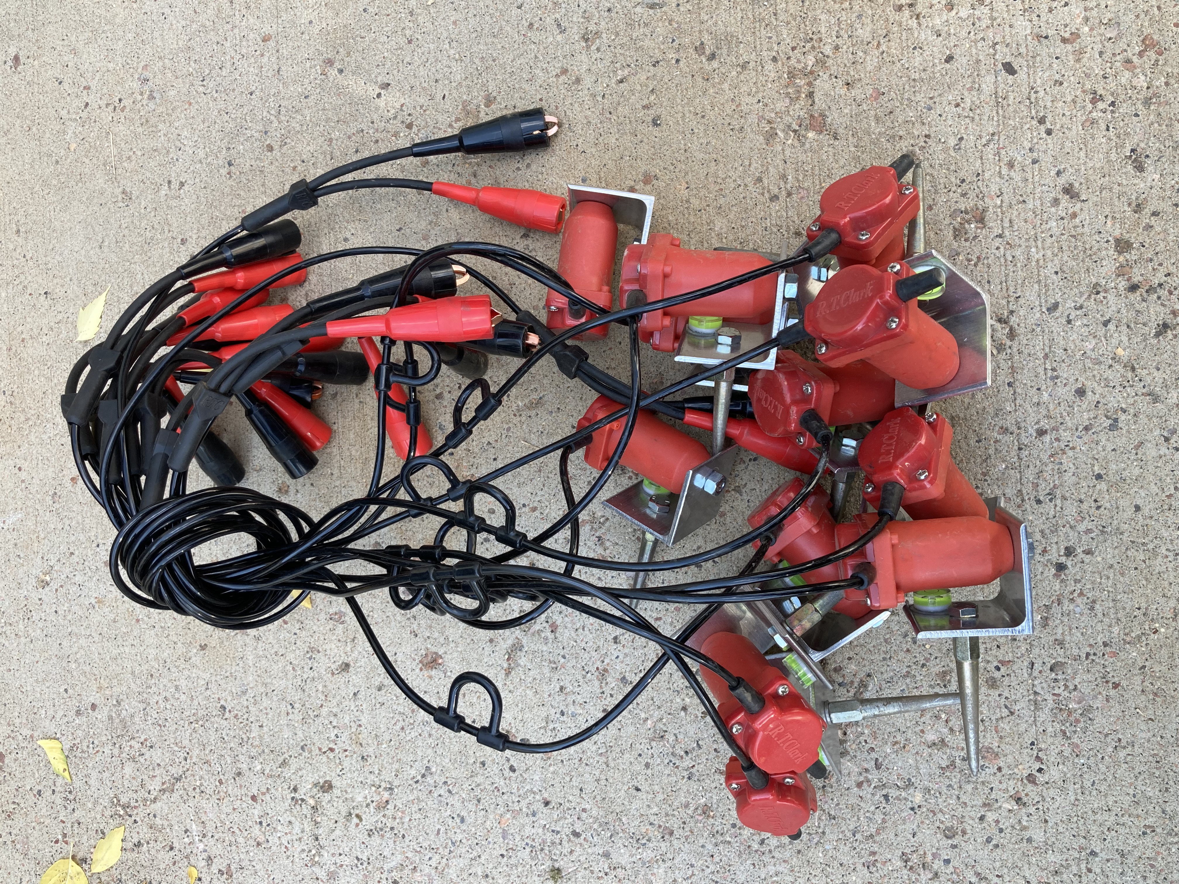 horizontalphones.jpg