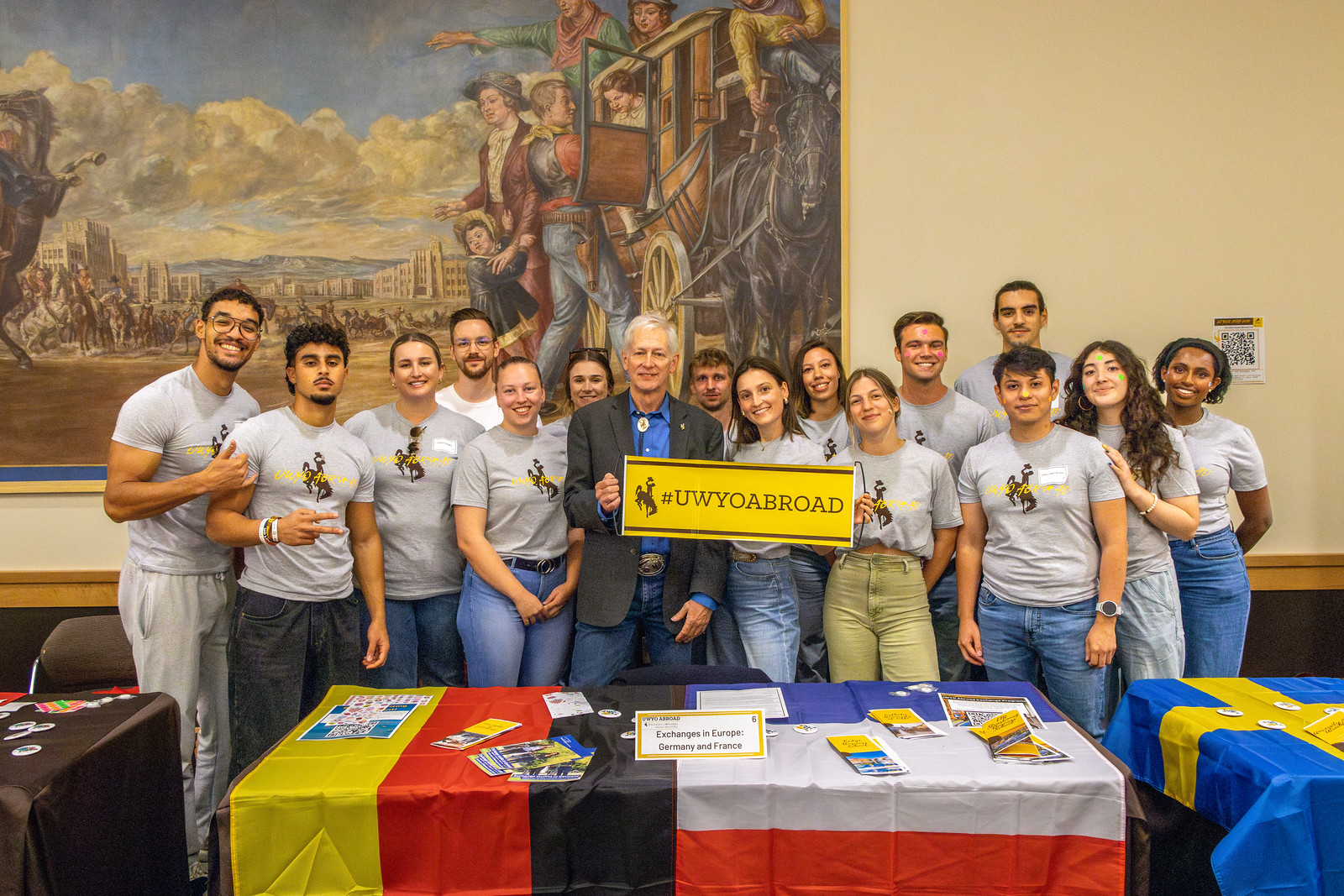 President Ed Seidel with exchange students at study abroad fair