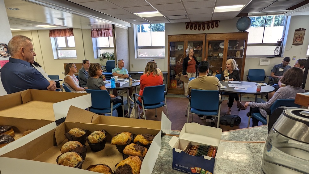 Group listens to Amy Roberts discuss her Fulbright experience