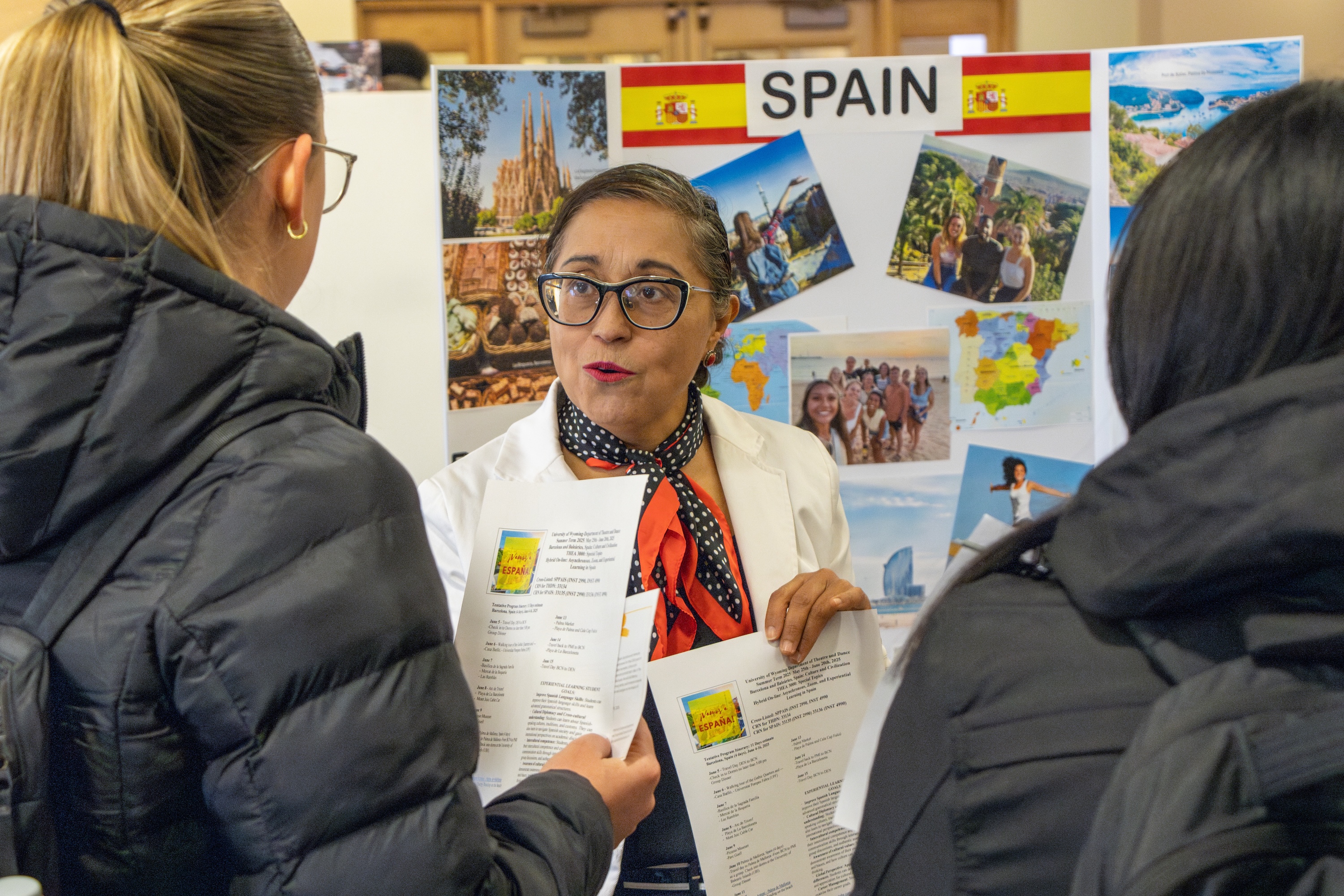 Cecelia Aragon presents to students