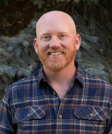 Portrait photo of Curt Davidson.