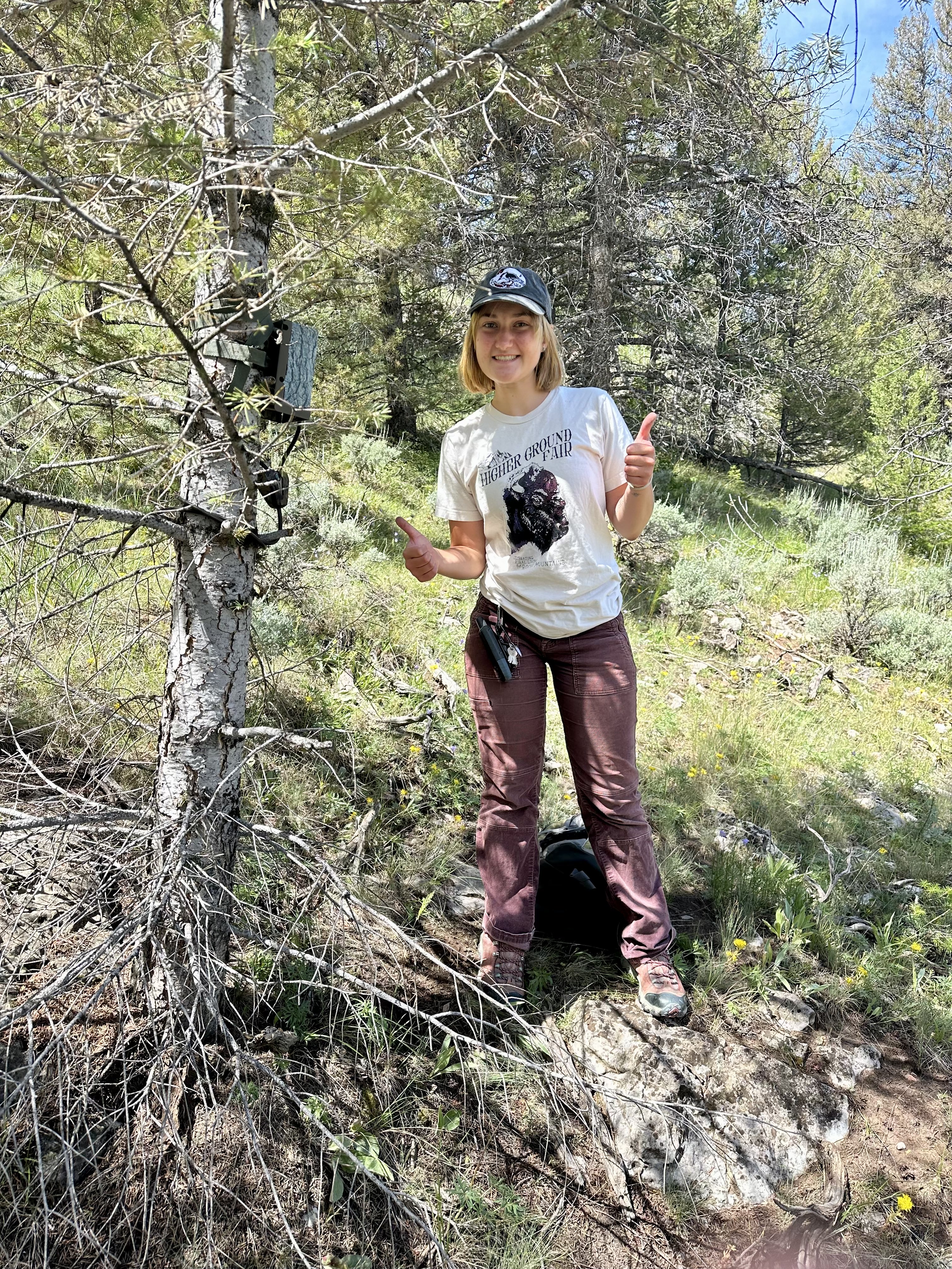 leila johnson with a tree