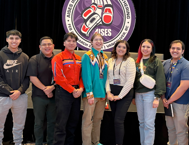 Group of students standing at the AISES in Canada National Gethering