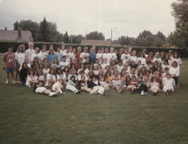 Group of students from 1989 HSI.