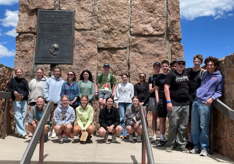 HSI Students at the Aimes Monument for their class Visual Culture.