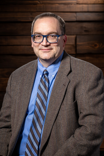 Daniel Brackmann headshot