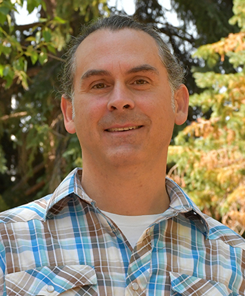 A photo of Jason Robison