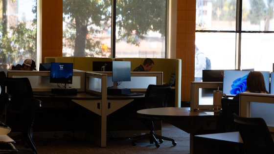 computer lab level 2 of Coe Library.