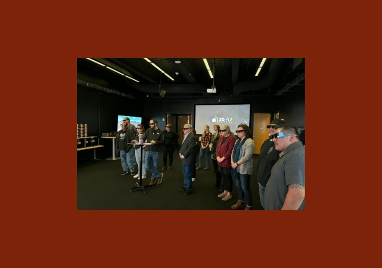  Applied Sovereignty: Dialogues in Indigenous Data attendees with 3D glasses at the 3D visualization center at UW